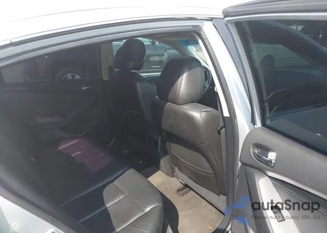 2010 Nissan Altima 3.5 Sr from USA, damaged, VIN 1N4BL2AP8AC190594